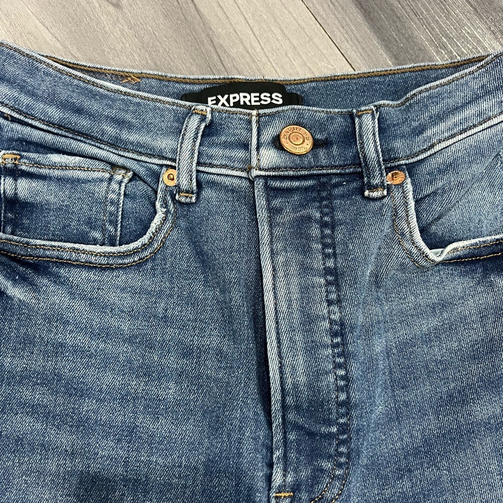 Express Jeans - Picture 5 of 9
